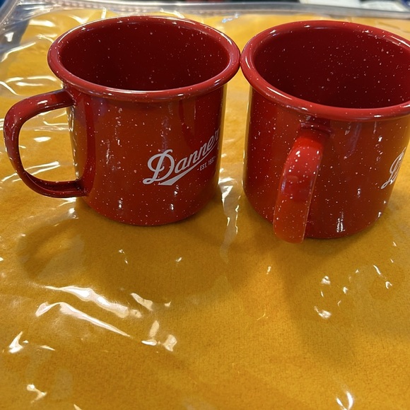 2 Danner Boot Promo cups - Picture 4 of 4